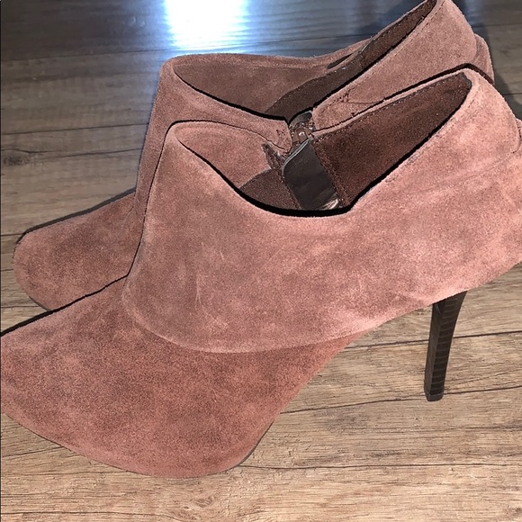 Fergie Brown Leather stilettos booties boots 8.5 - Picture 1 of 8
